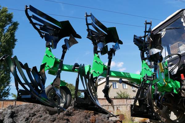 Плуг  оборотний ПО-2-35+1 з кутознімом 